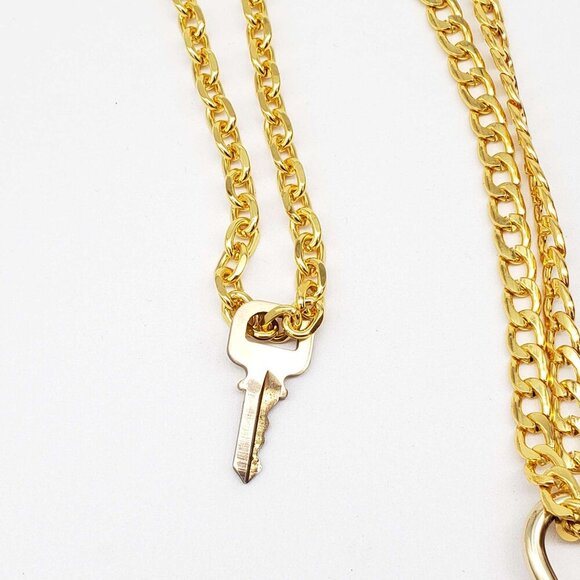 100% Auth Louis Vuitton Lock & Key with Unbrandes 18k Gold Plated Chain Necklace - Picture 5 of 11